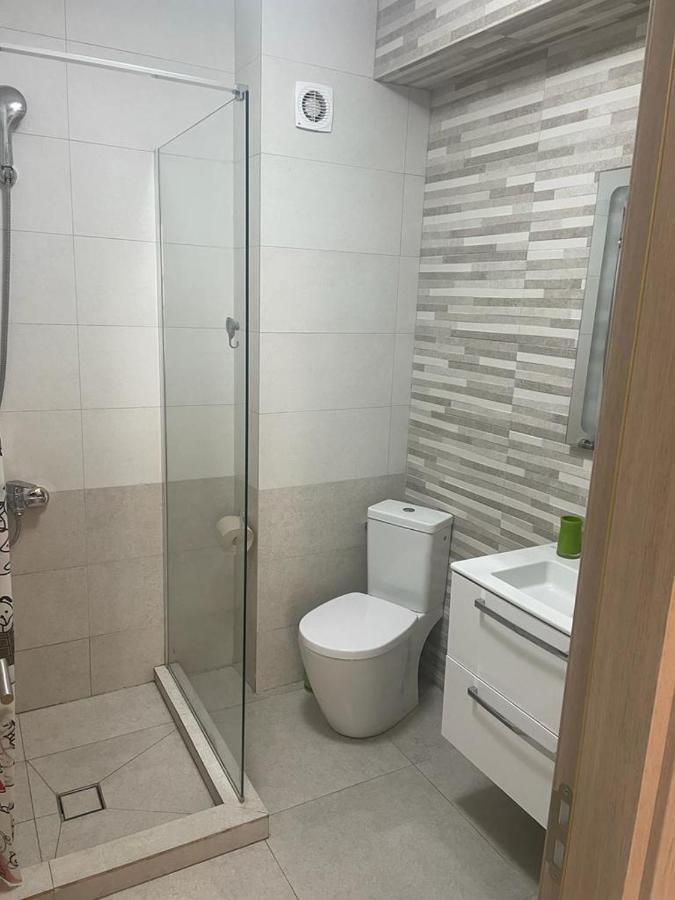 Ini Apartment Alezzi Năvodari Екстериор снимка