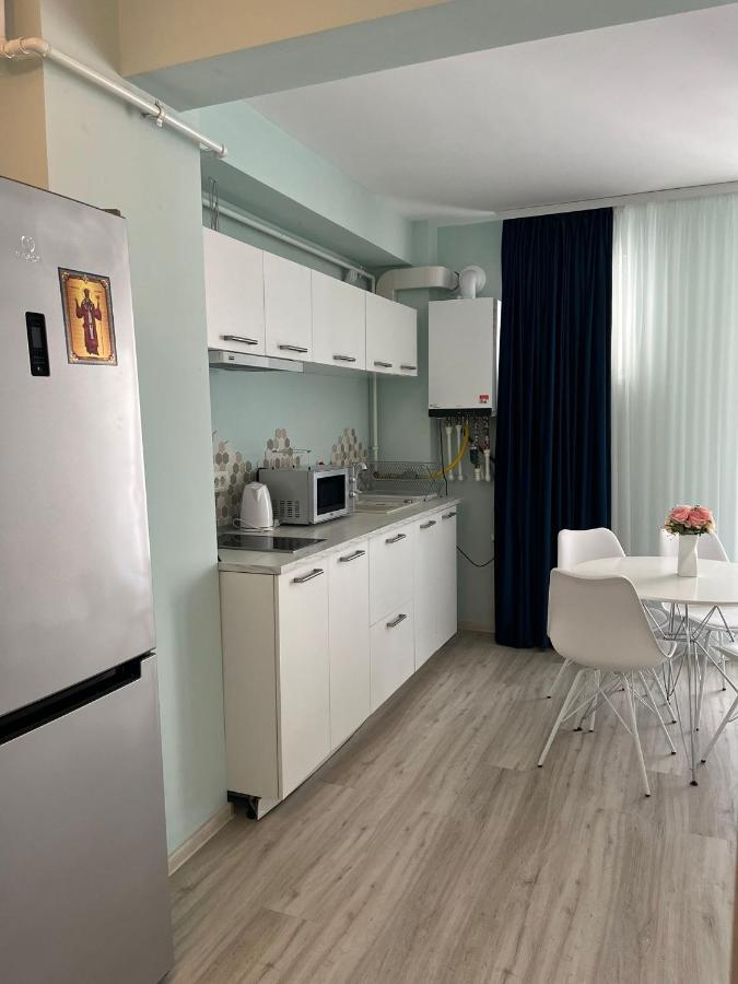 Ini Apartment Alezzi Năvodari Екстериор снимка